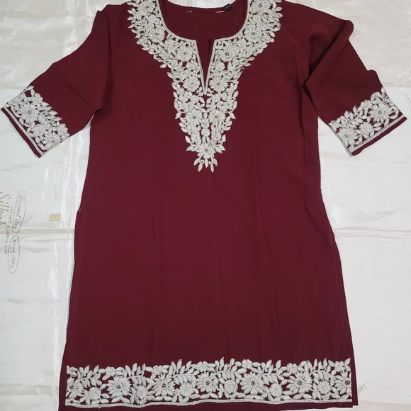 Embroidered Maroon Kurti - Picture 5 of 8